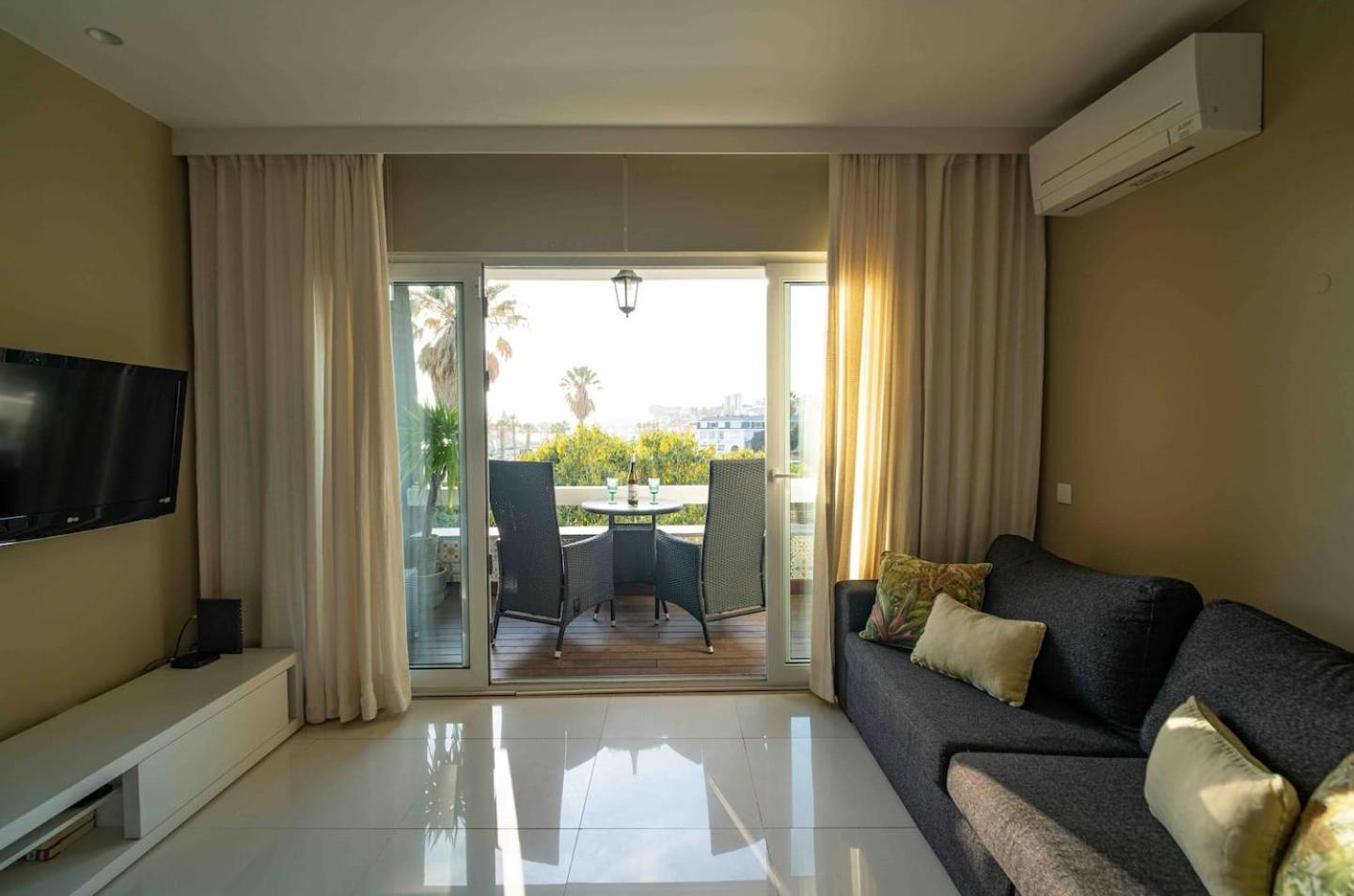 Sea View W Balcony 2 Mins Walk To Beach & Casino Estoril Exteriör bild